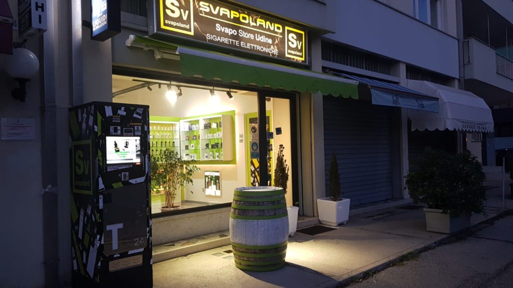 Orario negozio/Shop times * Svapoland Vape Shop Udine